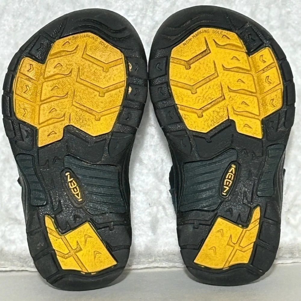 Keen Baby Newport H2 Blue Nylon Waterproof Outdoor Walking Washable Sandals SZ 4